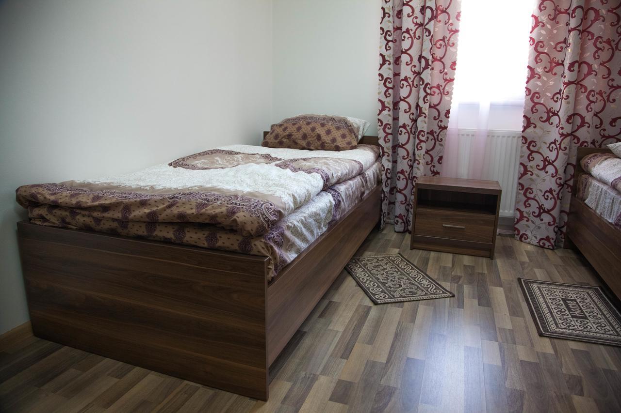 Alekselena Hotel Malekhuv Luaran gambar