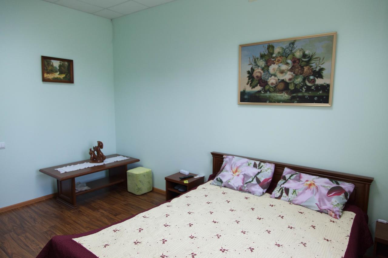 Alekselena Hotel Malekhuv Luaran gambar