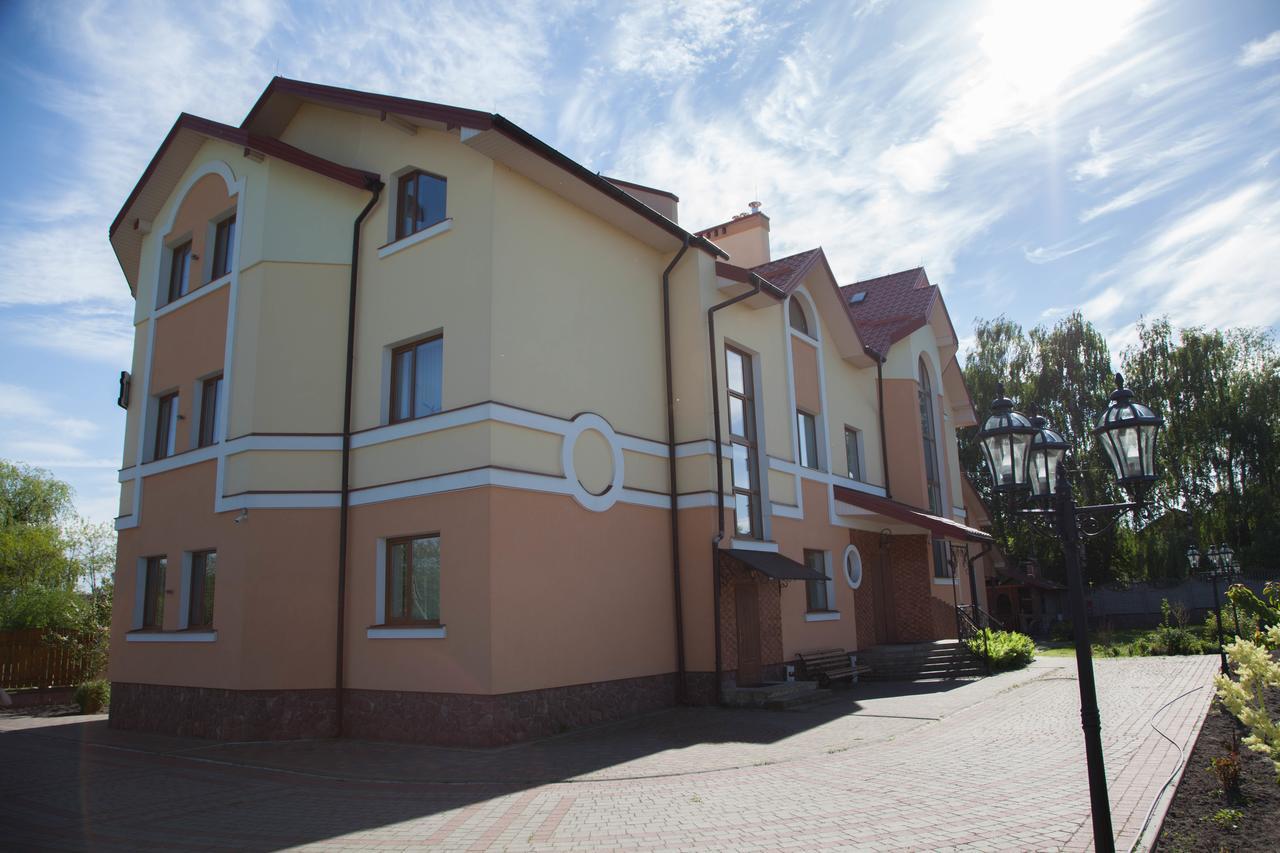 Alekselena Hotel Malekhuv Luaran gambar