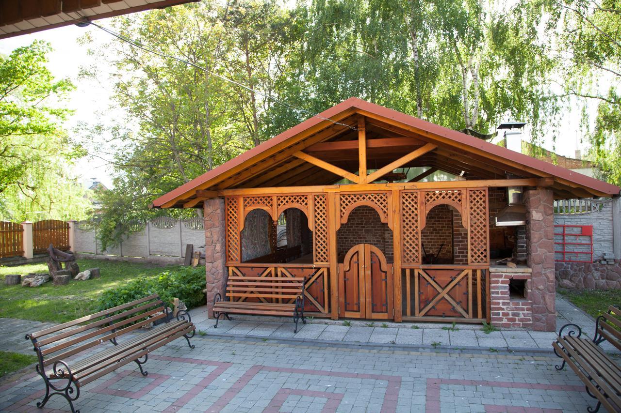 Alekselena Hotel Malekhuv Luaran gambar