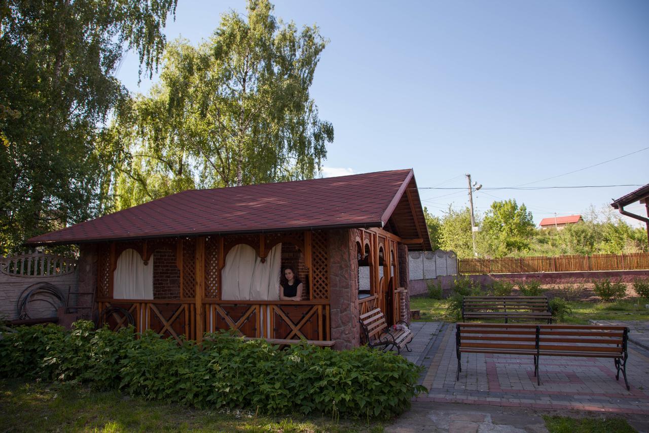 Alekselena Hotel Malekhuv Luaran gambar