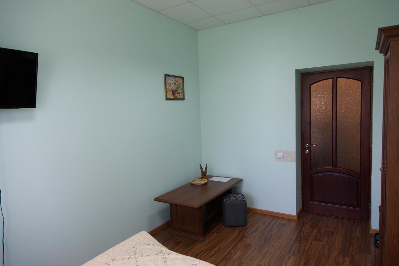 Alekselena Hotel Malekhuv Luaran gambar