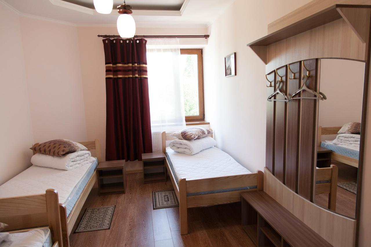 Alekselena Hotel Malekhuv Luaran gambar