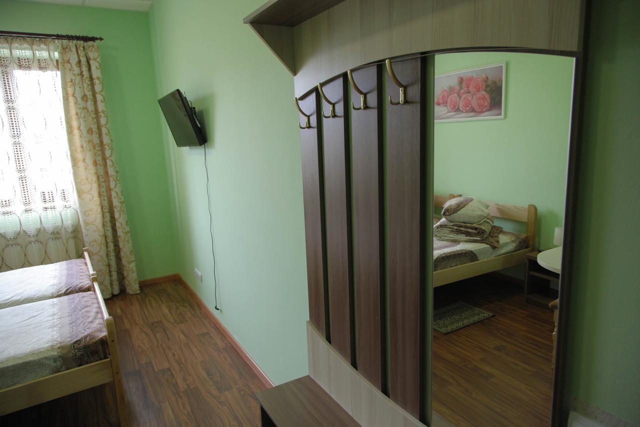 Alekselena Hotel Malekhuv Luaran gambar