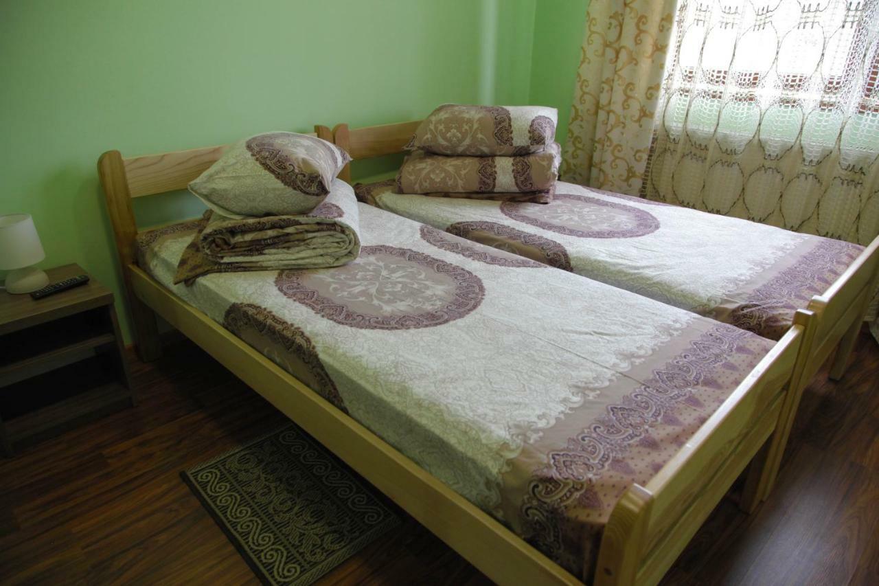 Alekselena Hotel Malekhuv Luaran gambar