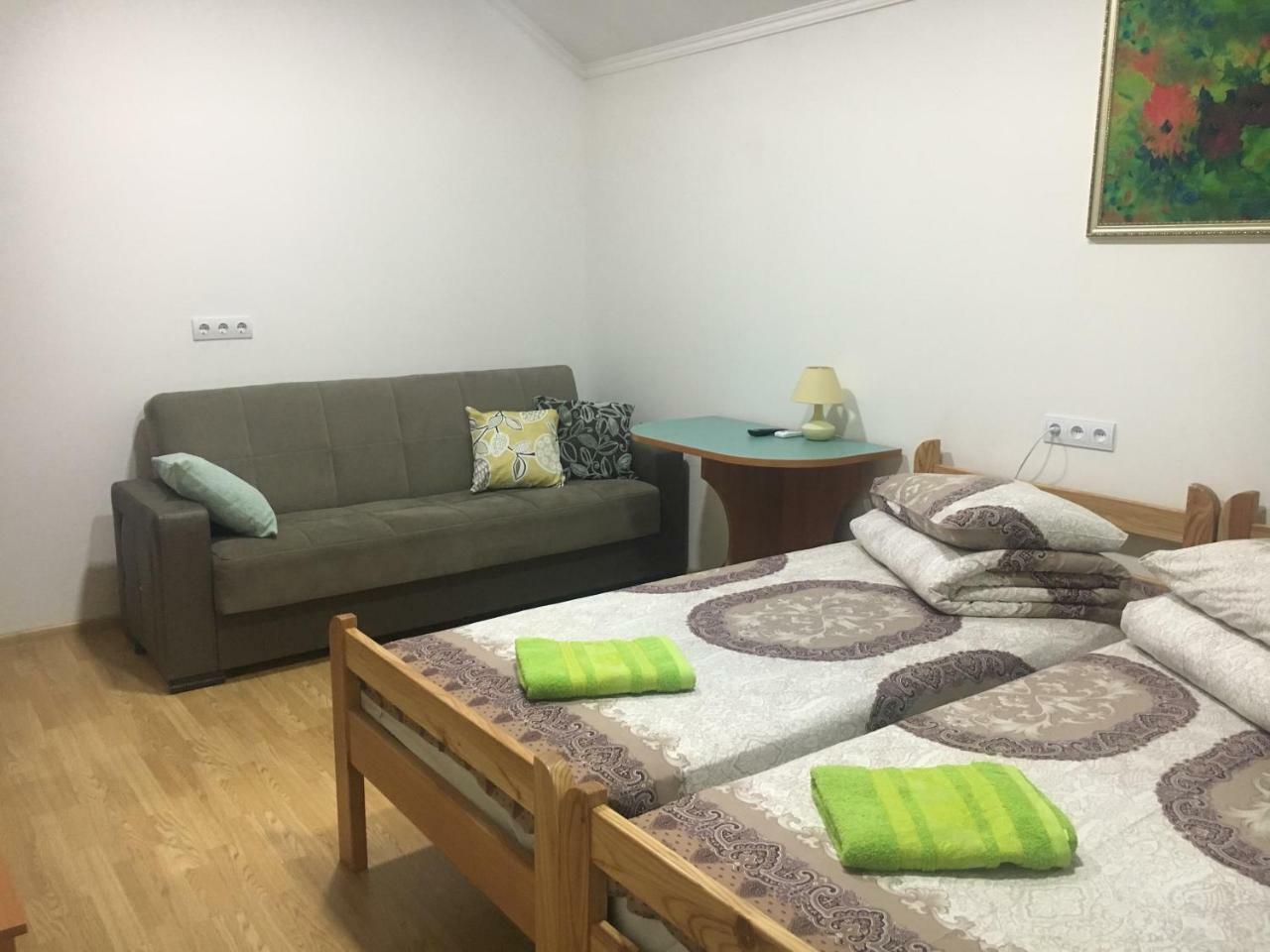 Alekselena Hotel Malekhuv Luaran gambar